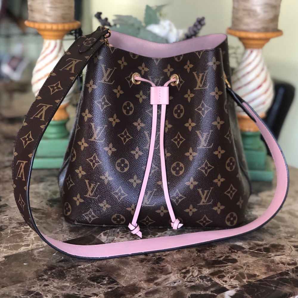 AUTH Louis Vuitton Bandouliere Strap BOX, DUSTBAG - Picture 1 of 8